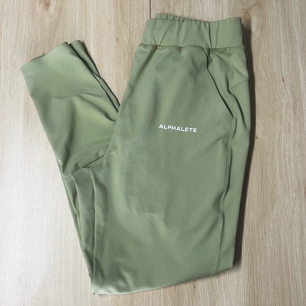 Alphalete Joggers
